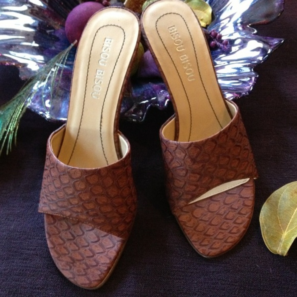 Bisou Bisou brown shoes